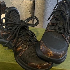 *NEW* Women’s Louis Vuitton Archlight cloth trainers Euro size 40